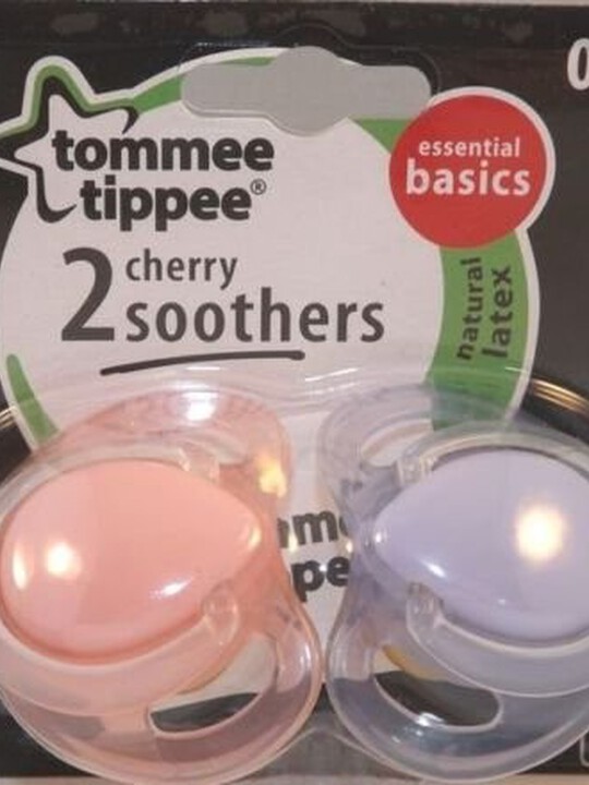 Tommee Tippee Latex Cherry Soothers 0-6 months (2 Pack) image number 2